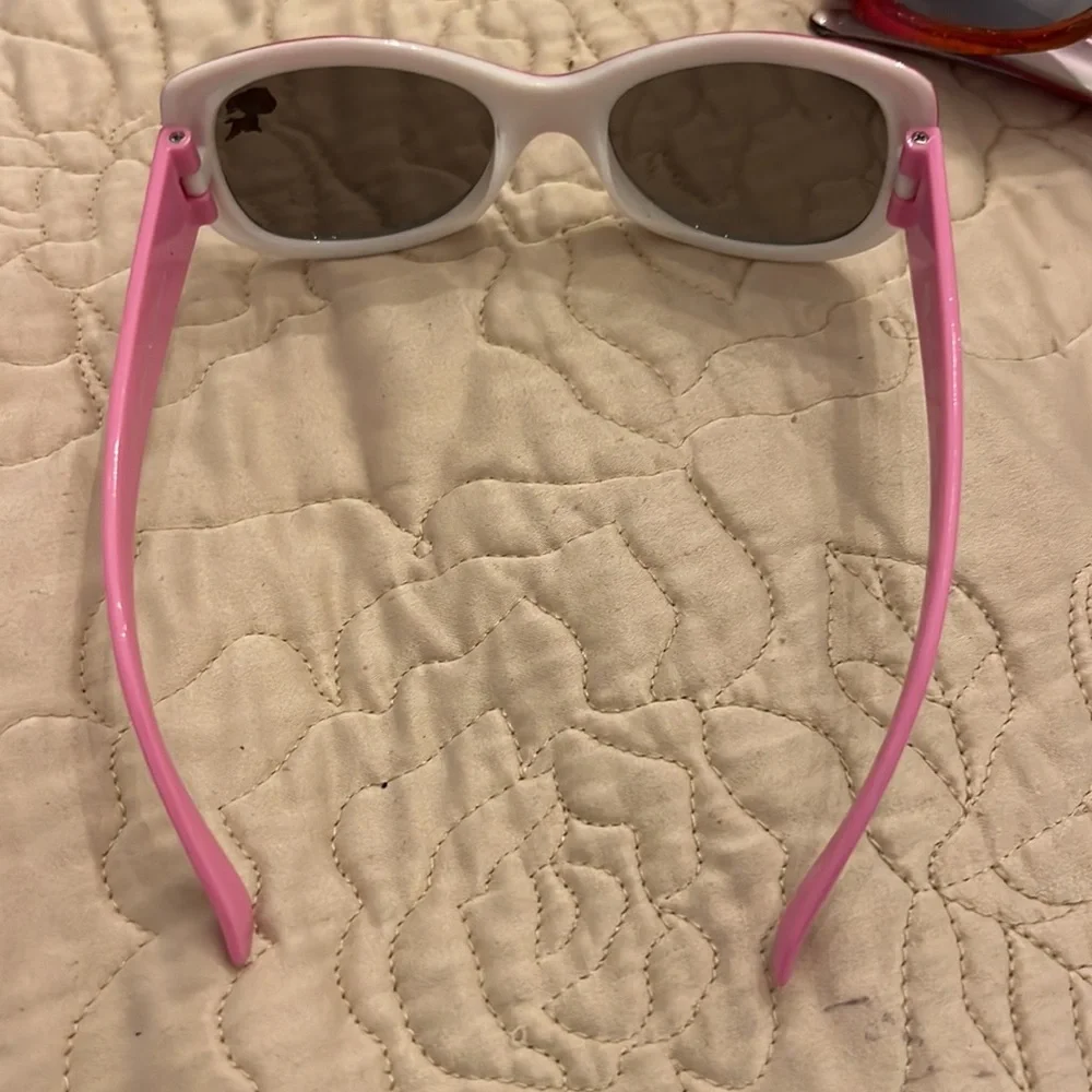 Paw patrol sky sun glasses for little girls used in good condition